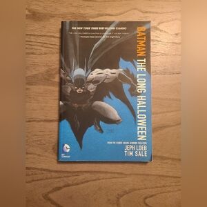 Batman The Long Halloween - Jeff Loeb and Tim Sale